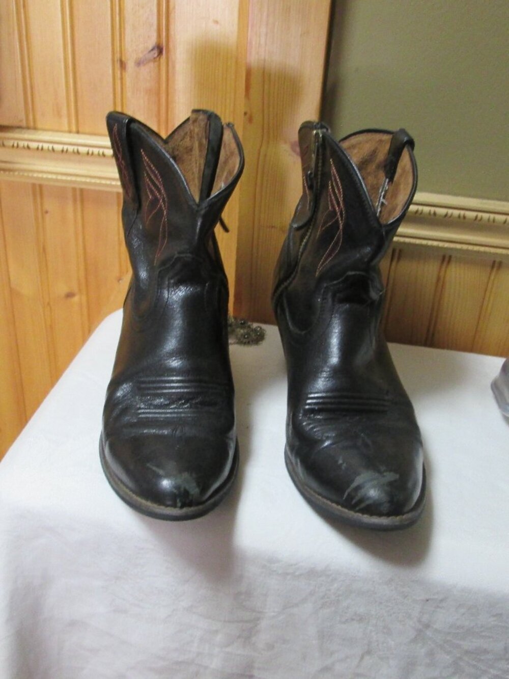 Ariat cowgirl western point toe block heel black ankle boots 10 M